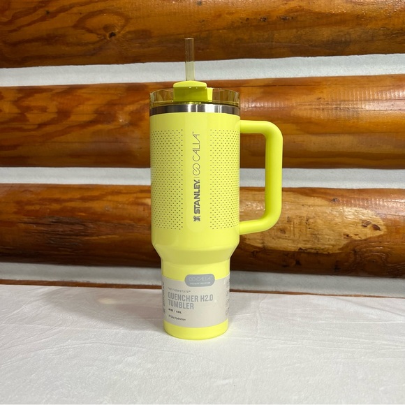 Stanley Calia Bright Yellow Quencher H2.0 Tumbler - Picture 3 of 7